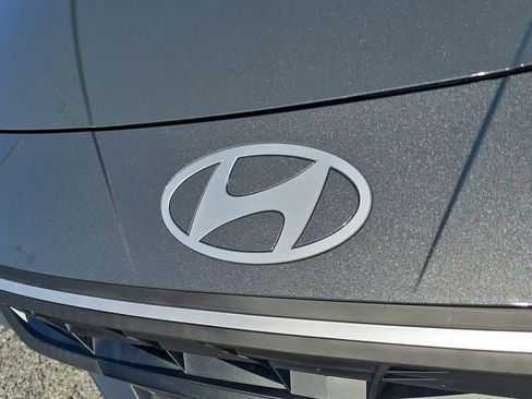 New 2026 Hyundai Elantra Sport image 11