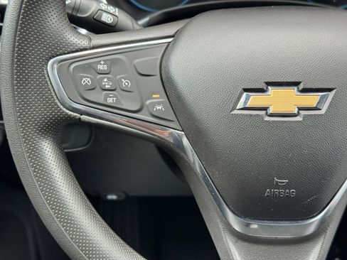 Used 2020 Chevrolet Equinox LS w/ LS Convenience Package FWD image 18