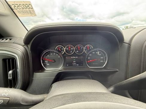 Used 2020 Chevrolet Silverado 1500 LTZ AWD/4WD image 18