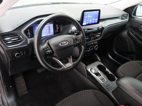 Used 2025 Ford Escape Active AWD/4WD image 13