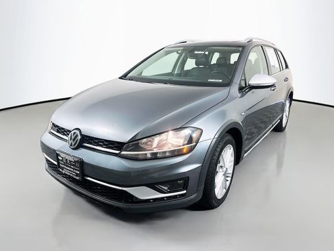 Used 2019 Volkswagen Golf Alltrack SE AWD/4WD image 3