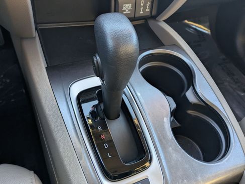 Used 2018 Honda Pilot EX-L image 18