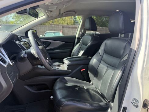 Used 2020 Nissan Murano SL FWD image 12