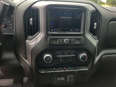 Used 2021 Chevrolet Silverado 1500 Custom Trail Boss AWD/4WD image 24