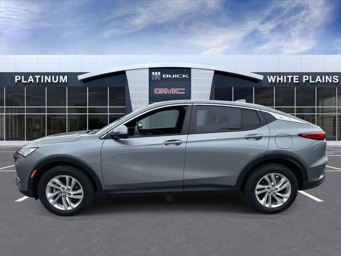 Used 2024 Buick Envista Preferred image 7