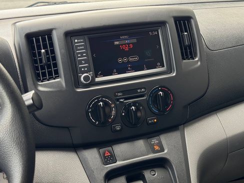 Used 2020 Nissan NV200 SV w/ Back Door Glass Package FWD image 20