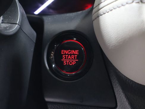 Used 2025 Honda HR-V EX-L image 27