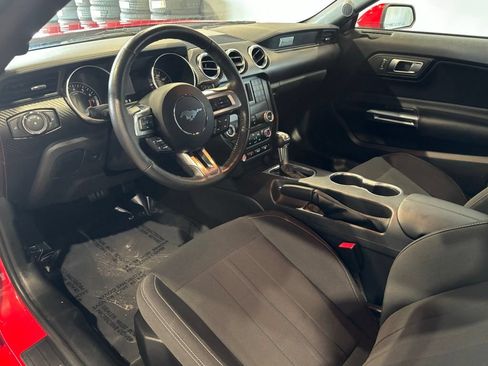 Used 2022 Ford Mustang Coupe RWD image 10