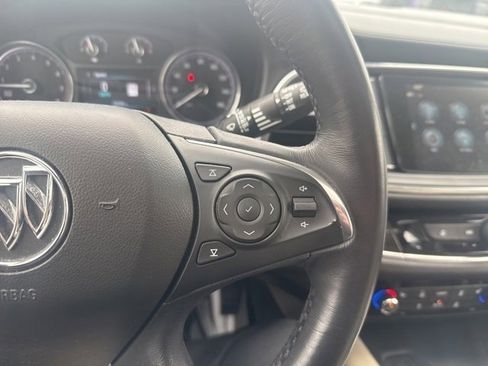 Used 2019 Buick Enclave Essence image 22