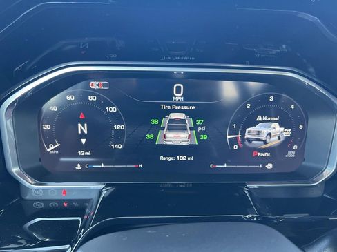 New 2026 GMC Sierra 1500 Elevation w/ LPO, Elevation Black Package image 15