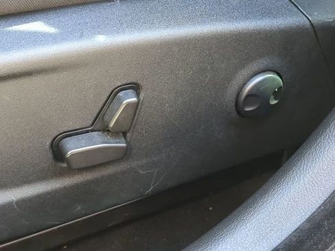 Used 2022 Dodge Charger SXT w/ Blacktop Package image 21