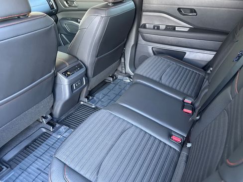 New 2026 Nissan Pathfinder Rock Creek AWD/4WD image 4