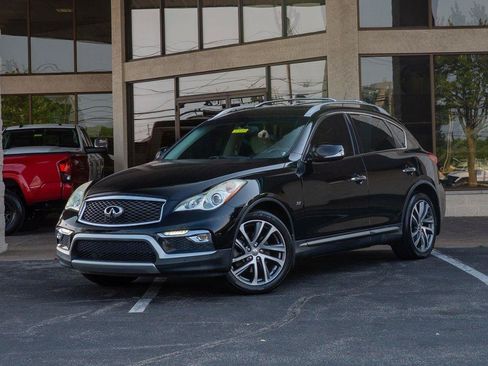 Used 2017 INFINITI QX50 2WD w/ Premium Plus Package image 6