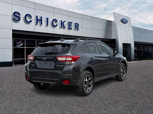 Used 2019 Subaru Crosstrek 2.0i Premium w/ Eyesight System image 2
