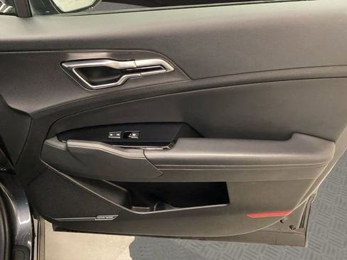 Used 2024 Kia Sportage SX AWD/4WD image 24