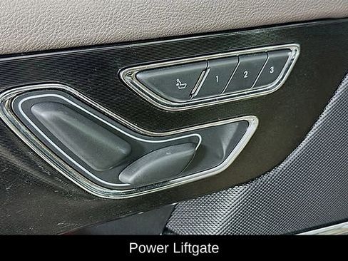 Used 2021 Lincoln Corsair Reserve w/ Equipment Group 201A image 16