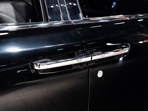 Used 2024 Rolls-Royce Phantom Sedan image 11