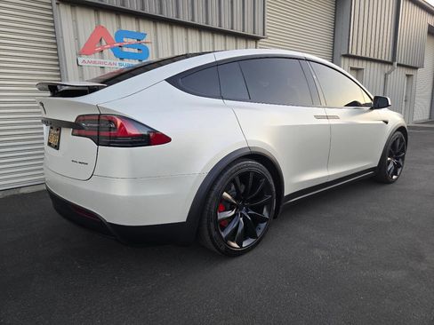 Used 2021 Tesla Model X Performance image 8
