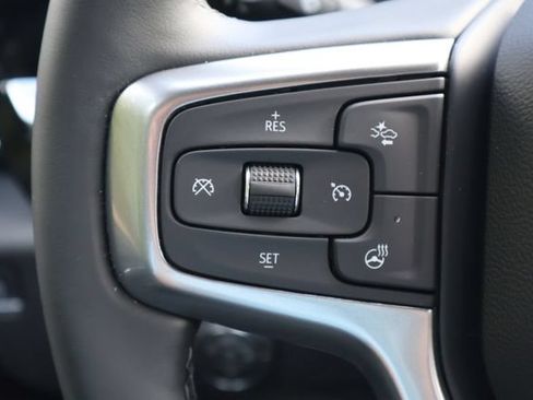 Used 2026 Chevrolet Silverado 3500 LTZ w/ LTZ Convenience Package AWD/4WD image 8