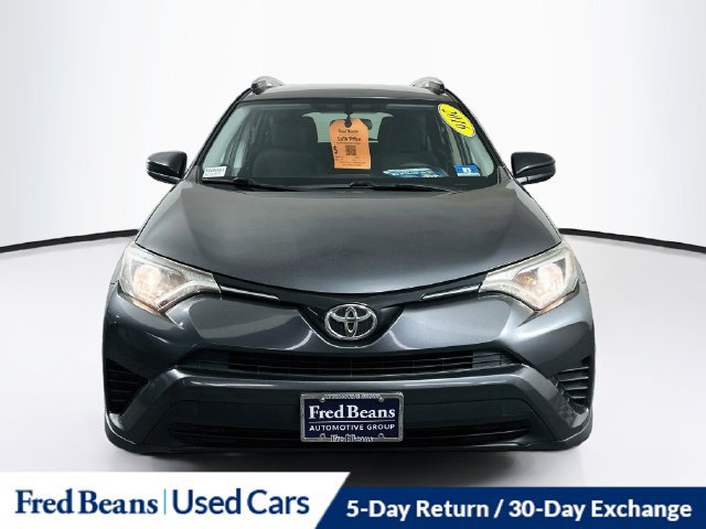 Used 2016 Toyota RAV4 LE AWD/4WD image 2