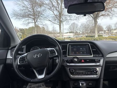 Used 2019 Hyundai Sonata SEL image 21