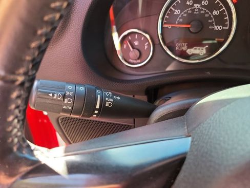 Certified 2017 Jeep Wrangler Unlimited Rubicon image 31