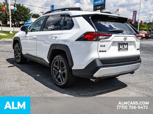 Used 2024 Toyota RAV4 Adventure image 8