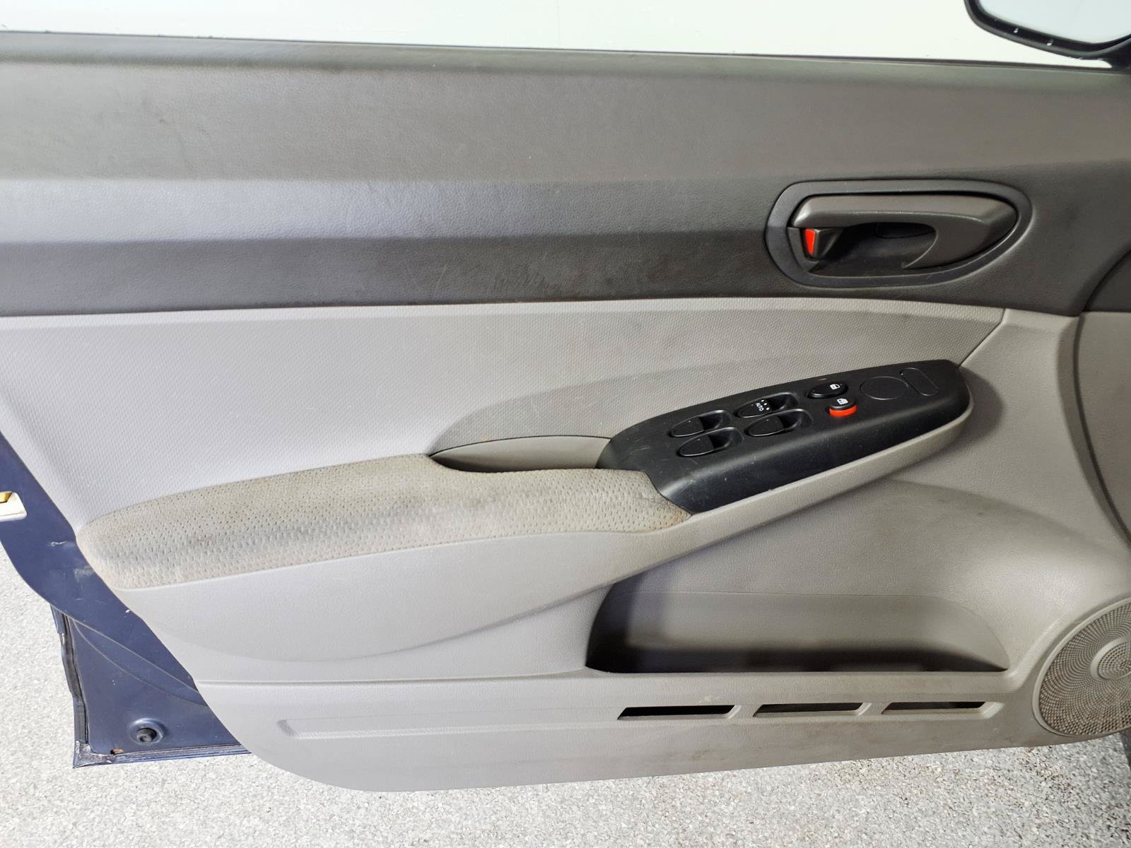 Used 2011 Honda Civic DX-VP image 18
