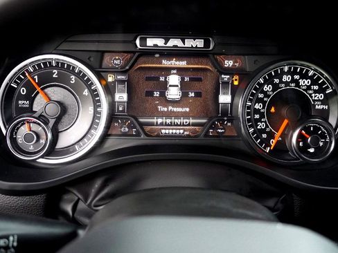 Used 2022 RAM 1500 Laramie w/ Sport Appearance Package image 22