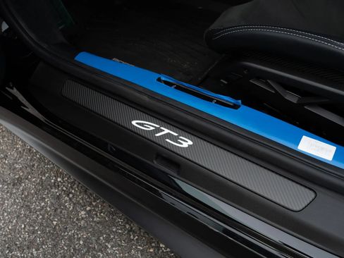 Used 2026 Porsche 911 GT3 RWD image 58