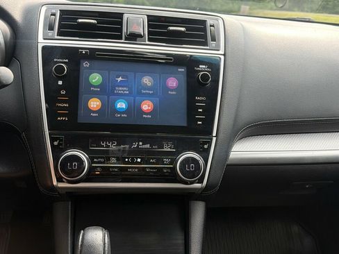Used 2019 Subaru Outback 2.5i Premium AWD/4WD image 18