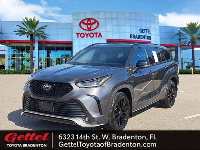 Used 2023 Toyota Highlander XSE