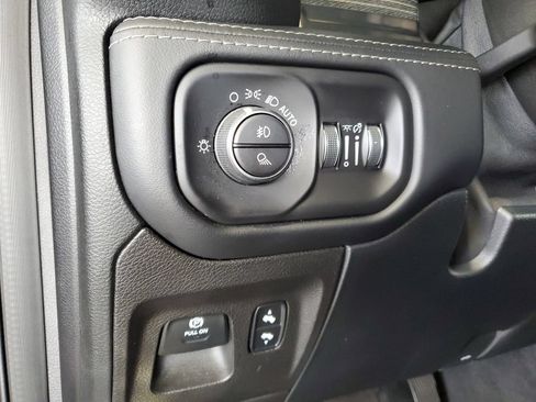 Used 2021 RAM 1500 Limited w/ Body Color Bumper Group AWD/4WD image 22