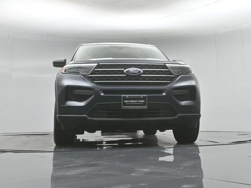 Used 2023 Ford Explorer XLT RWD image 50