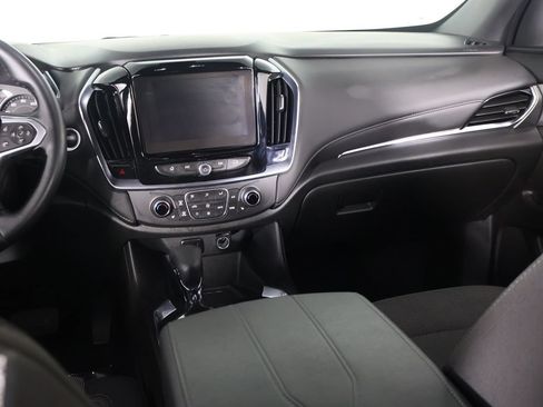 Used 2023 Chevrolet Traverse LT FWD image 34