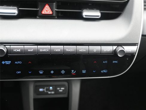 New 2026 Hyundai Ioniq 5 SE image 11