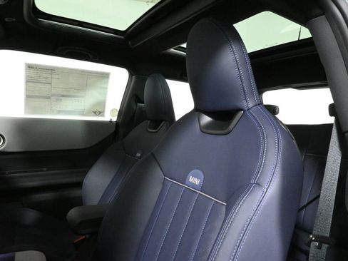 Used 2025 MINI Cooper S image 15