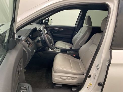 Used 2023 Honda Passport EX-L image 14