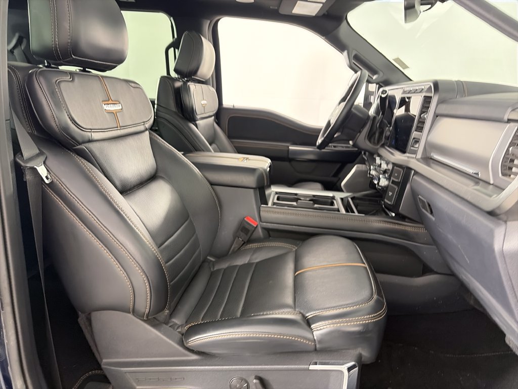 Used 2024 Ford F350 Platinum w/ Tremor Off-Road Package AWD/4WD image 32