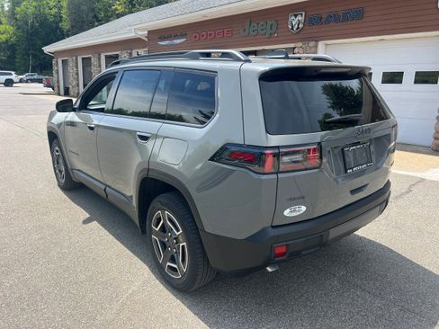 New 2026 Jeep Cherokee Limited AWD/4WD image 7