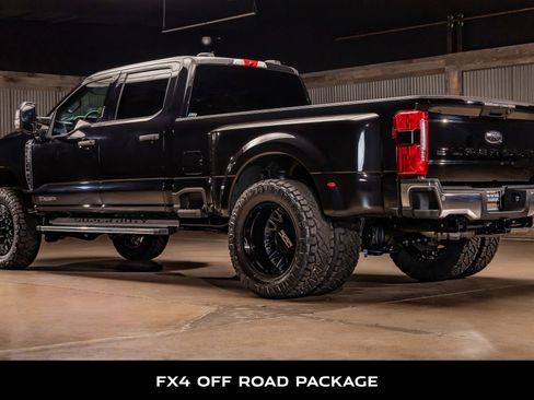 Used 2023 Ford F350 XLT w/ 360-Degree Camera Package image 7