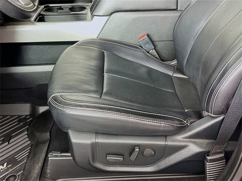 Used 2020 Ford F350 Lariat w/ Lariat Ultimate Package image 20