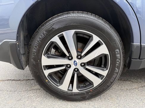 Used 2018 Subaru Outback 2.5i Limited image 14