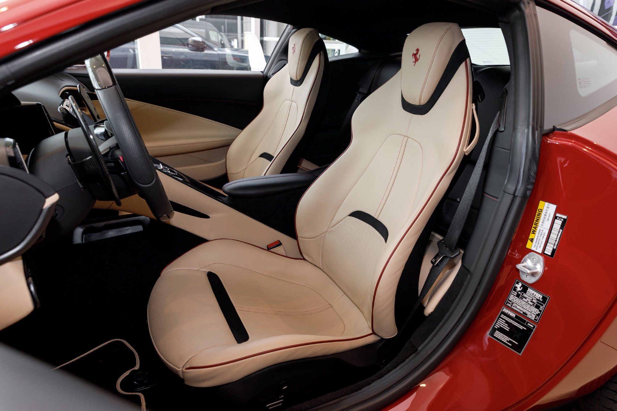 Used 2023 Ferrari Roma RWD image 31