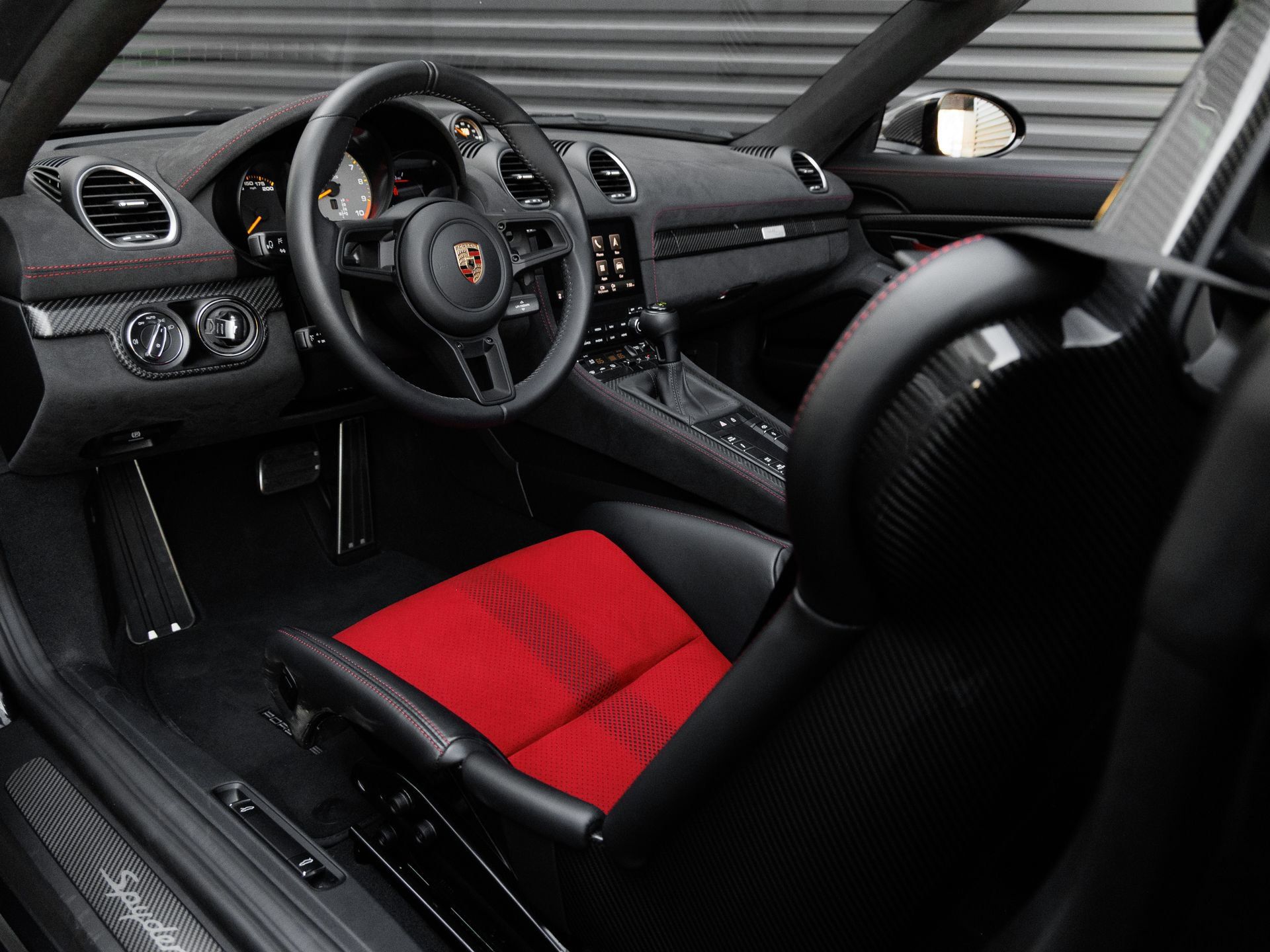 Certified 2024 Porsche 718 Boxster Spyder RS RWD image 4
