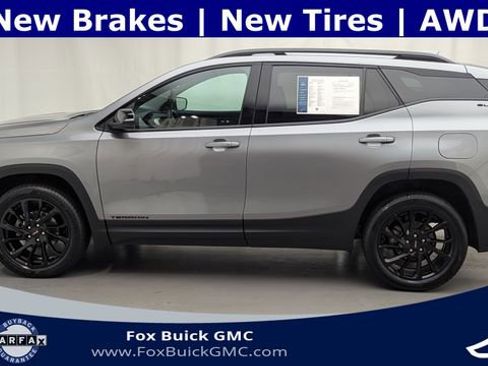 Certified 2024 GMC Terrain SLT w/ Elevation Edition AWD/4WD image 8
