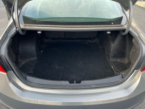 Used 2017 Chevrolet Malibu LT w/ Leather Package image 13