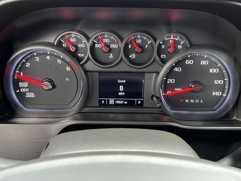 Used 2021 Chevrolet Silverado 1500 Custom AWD/4WD image 27