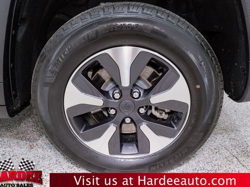 Used 2023 Jeep Grand Cherokee 4WD 4xe image 10