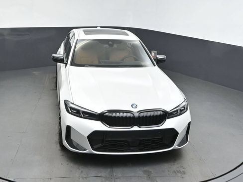 Used 2026 BMW 330i Sedan w/ M Sport Package RWD image 36